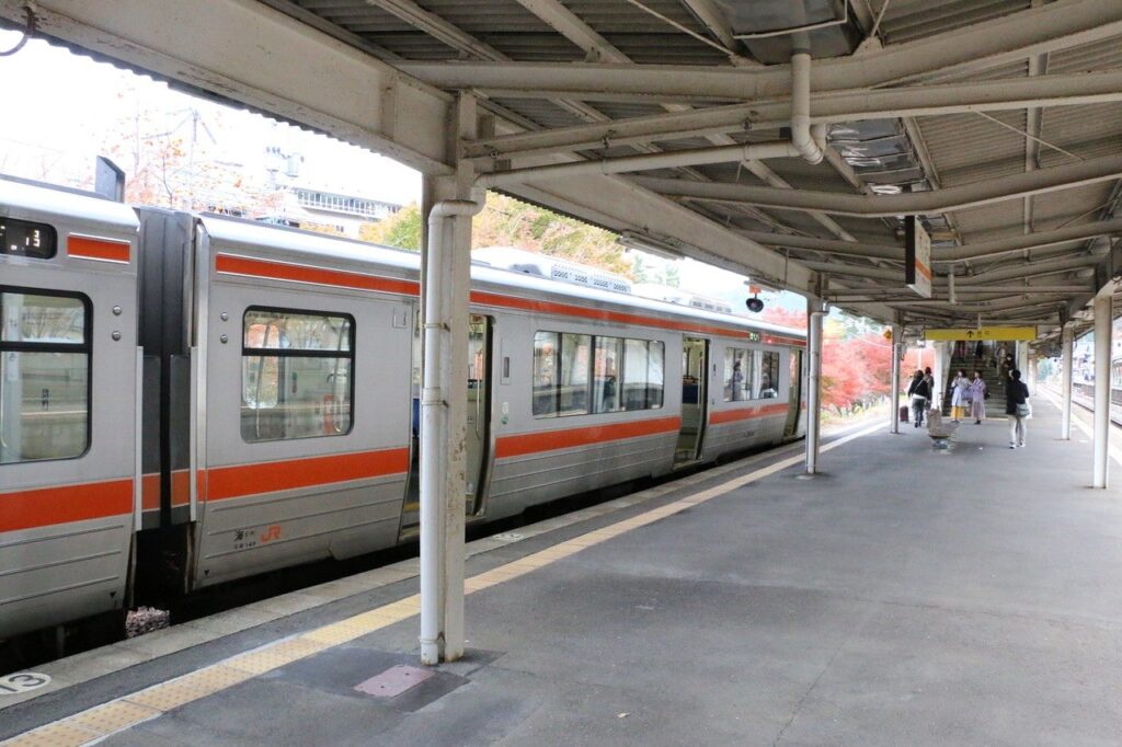 下呂温泉駅のホーム